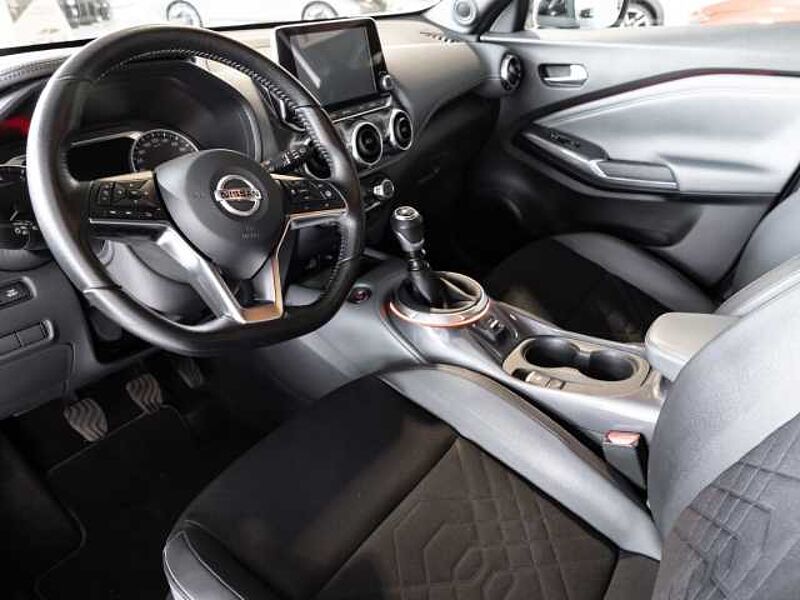 Nissan Juke DIG-T 117 Tekna Bose Plus Navi Klimaautom SHZ  Rückfahrkam. Standheizung