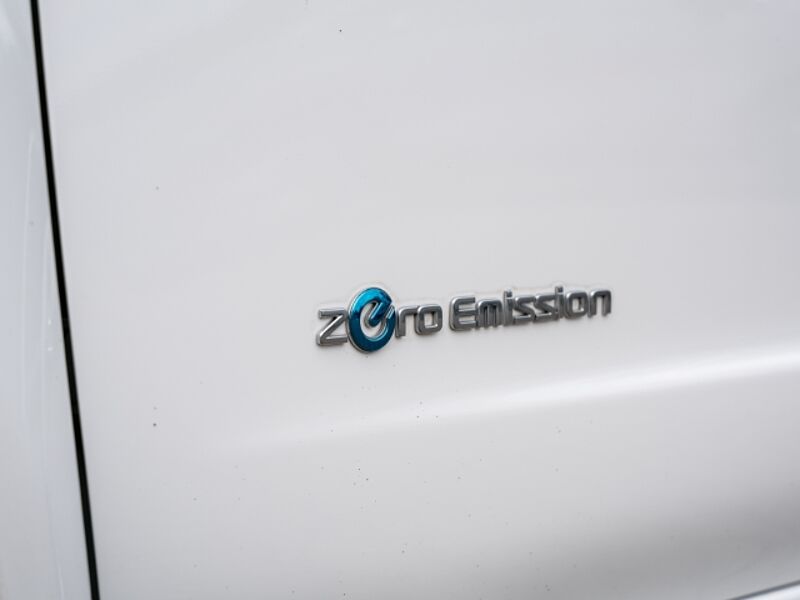 Nissan NV200 Evalia e-Kasten Premium Navi Klimaautom DAB SHZ Lenkrad HZG  Rückfahrkam.